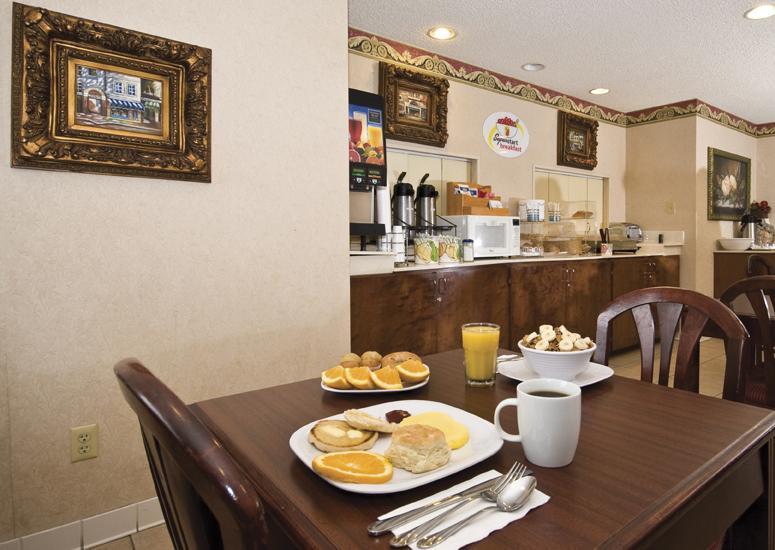 Best Western Plus Lonoke Hotel Restaurant photo